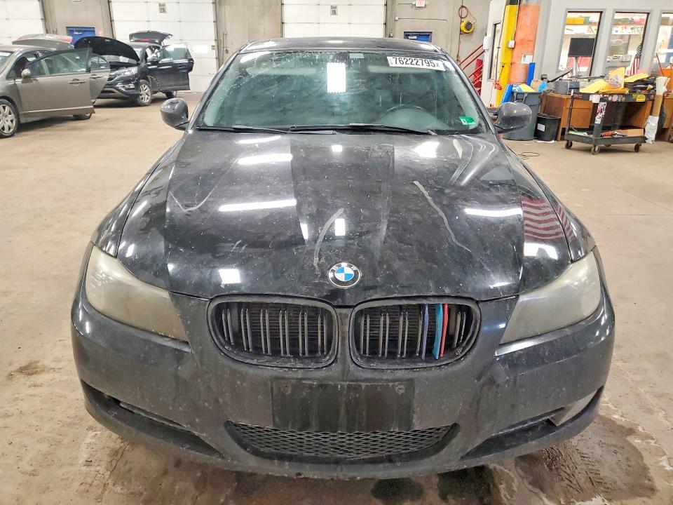 76222795 :رقم المزاد ، WBAPH5G59BNM81312 vin ، 2011 Bmw 328 I Sule مزاد بيع
