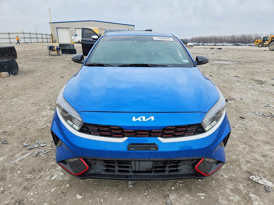 77668945 :رقم المزاد ، 3KPF54AD6PE587052 vin ، 2023 Kia Forte مزاد بيع