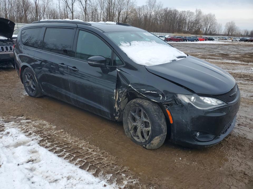 78659505 :رقم المزاد ، 2C4RC1GG9KR617638 vin ، 2019 Chrysler Pacifica مزاد بيع