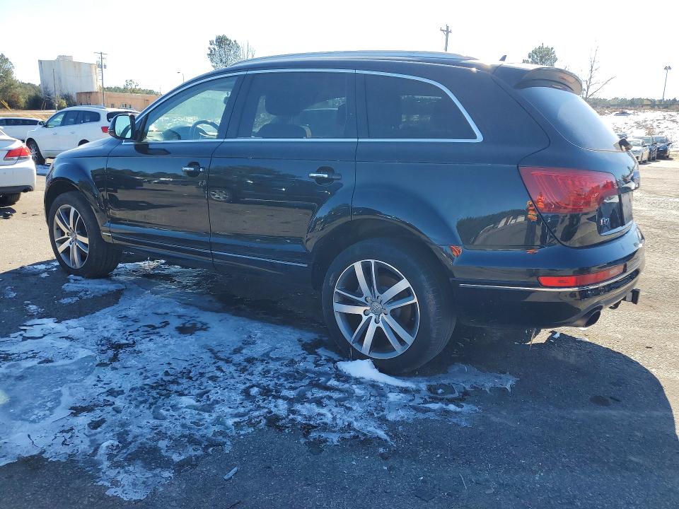 Продажа на аукционе авто 2015 Audi Q7, vin: WA1LGAFE3FD020823, номер лота: 75478215