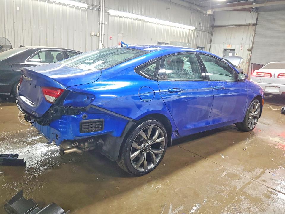 79036555 :رقم المزاد ، 1C3CCCDG9FN523580 vin ، 2015 Chrysler 200 مزاد بيع