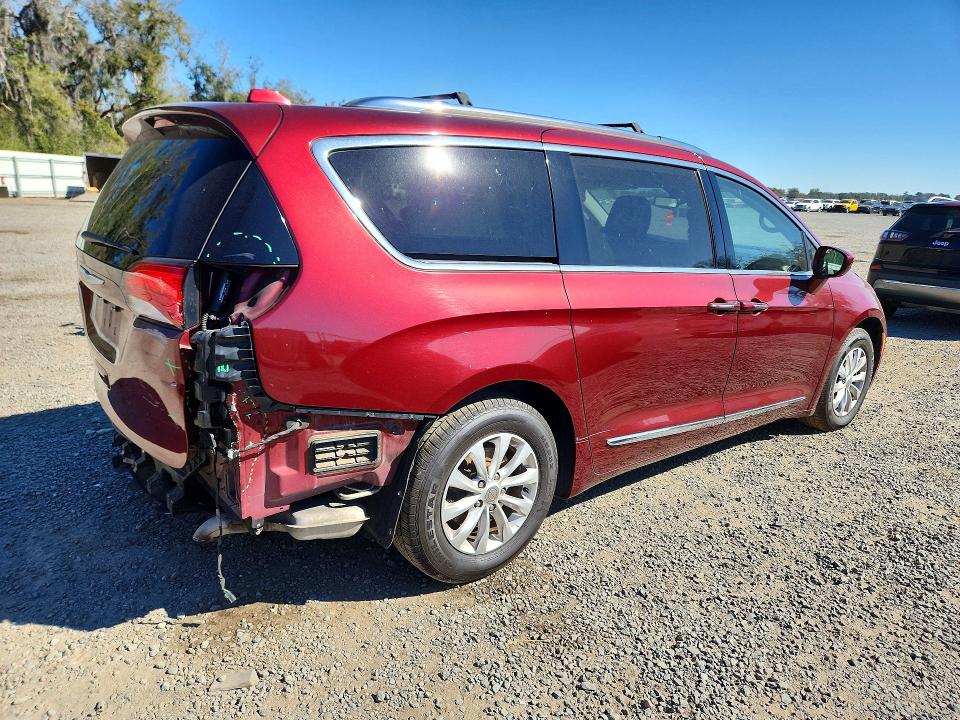 Продажа на аукционе авто 2019 Chrysler Pacifica, vin: 2C4RC1BG5KR665421, номер лота: 78325905