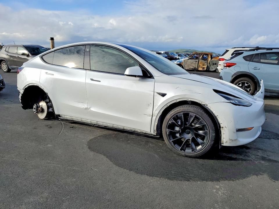 2021 Tesla Model Y მანქანა იყიდება აუქციონზე, vin: 5YJYGDEE1MF137854, აუქციონის ნომერი: 77628065