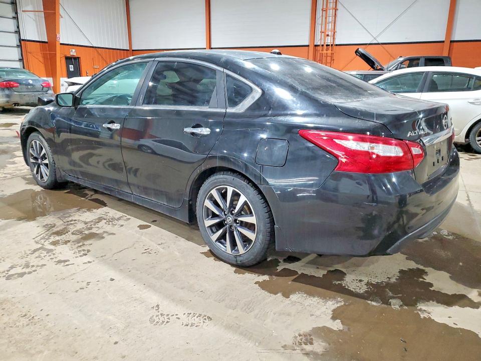 Продажа на аукционе авто 2016 Nissan Altima 2.5, vin: 1N4AL3AP4GN304542, номер лота: 77620355
