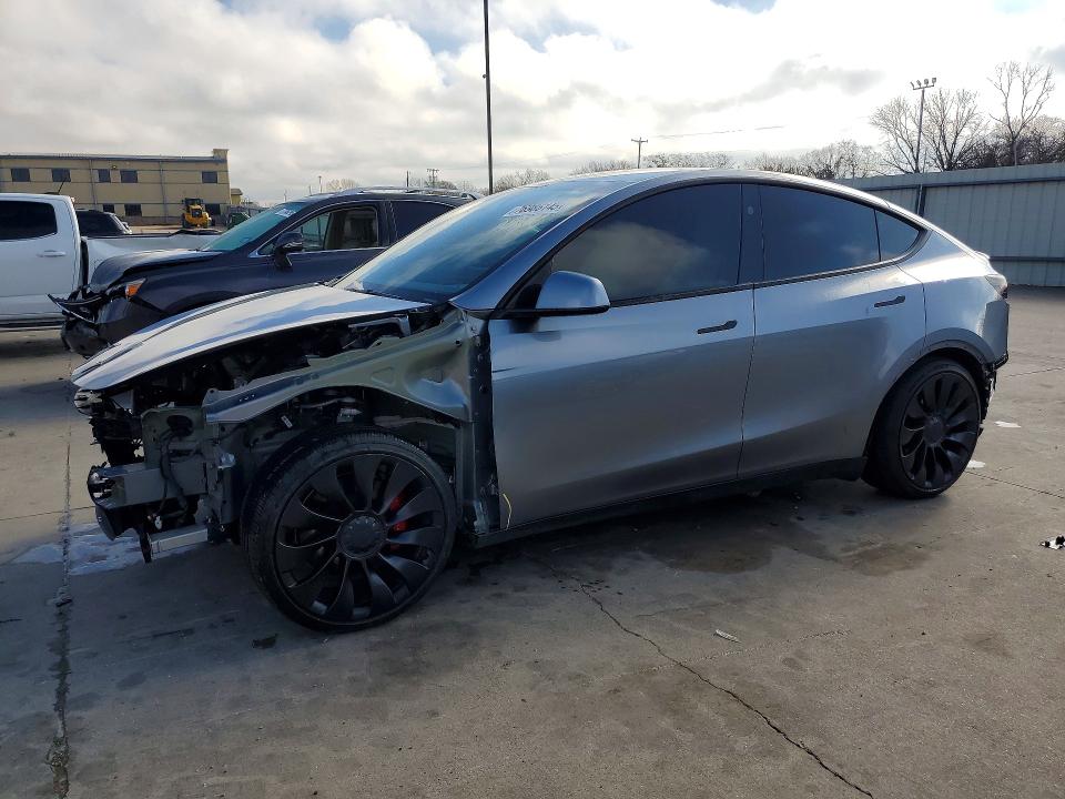 Продажа на аукционе авто 2025 Tesla Model Y, vin: 7SAYGDEF4SA339738, номер лота: 76986145