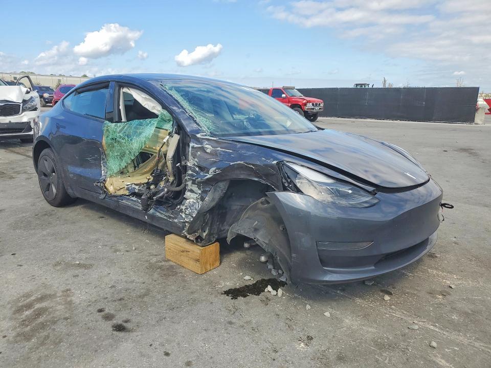78057905 :رقم المزاد ، 5YJ3E1EA2PF600102 vin ، 2023 Tesla Model 3 مزاد بيع