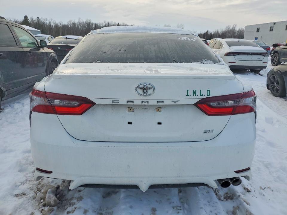 Продажа на аукционе авто 2024 Toyota Camry, vin: 4T1G11AK8RU243851, номер лота: 75862355