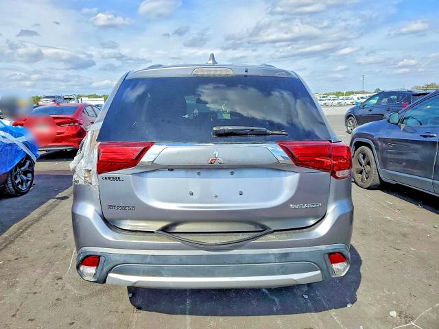 79152585 :رقم المزاد ، JA4AD2A38JZ012725 vin ، 2018 Mitsubishi Outlander مزاد بيع
