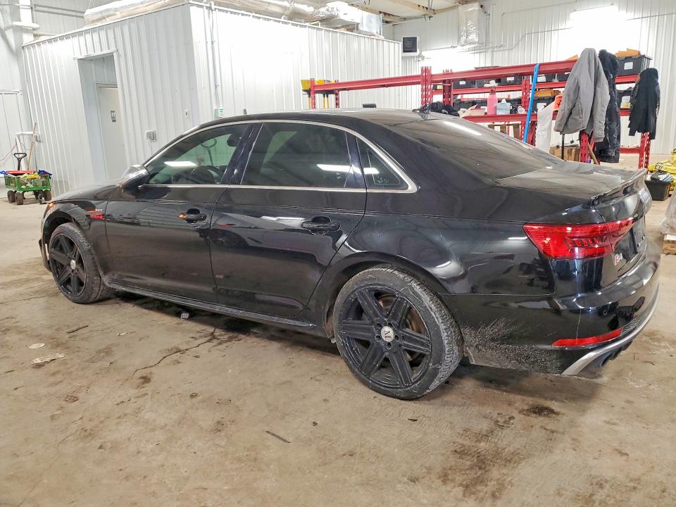 Продаж на аукціоні авто 2018 Audi S4, vin: WAUB4AF48JA002178, номер лоту: 76439465