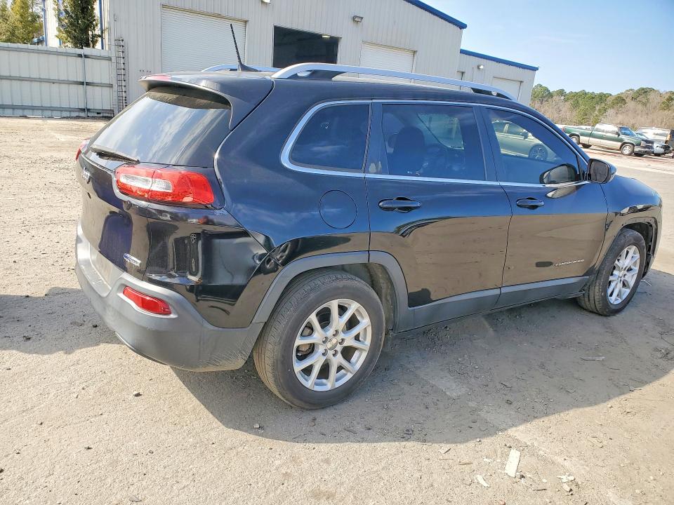 76711095 :رقم المزاد ، 1C4PJLCB6HW571866 vin ، 2017 Jeep Cherokee مزاد بيع
