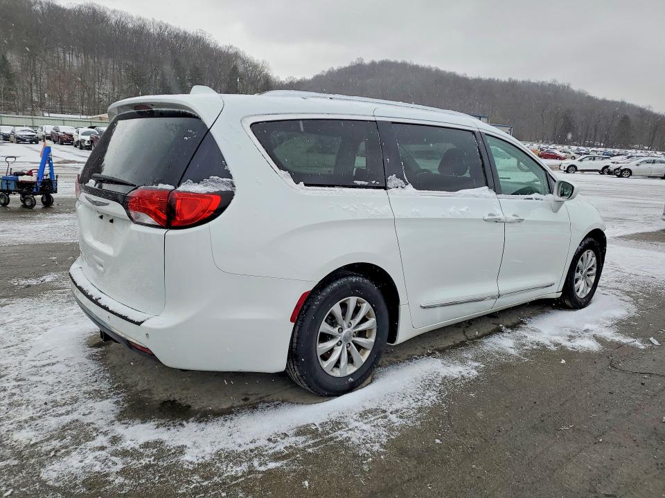 2018 Chrysler Pacifica მანქანა იყიდება აუქციონზე, vin: 2C4RC1BG0JR188816, აუქციონის ნომერი: 78323105