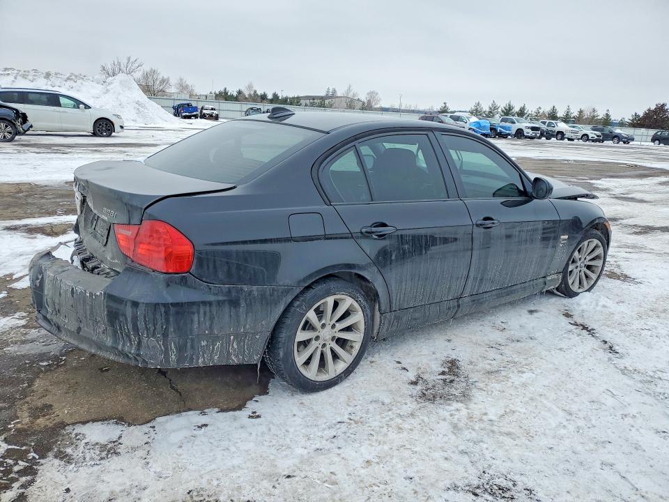 2011 Bmw 328 მანქანა იყიდება აუქციონზე, vin: WBAPK7C57BF083657, აუქციონის ნომერი: 75853635