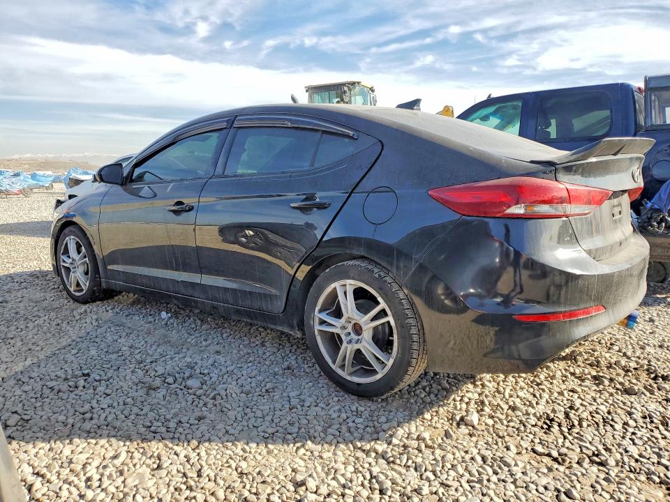 2017 Hyundai Elantra მანქანა იყიდება აუქციონზე, vin: 5NPD84LF8HH152611, აუქციონის ნომერი: 76406105