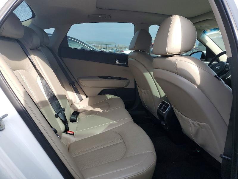 Продажа на аукционе авто 2016 Kia Optima, vin: 5XXGU4L38GG004841, номер лота: 75931205