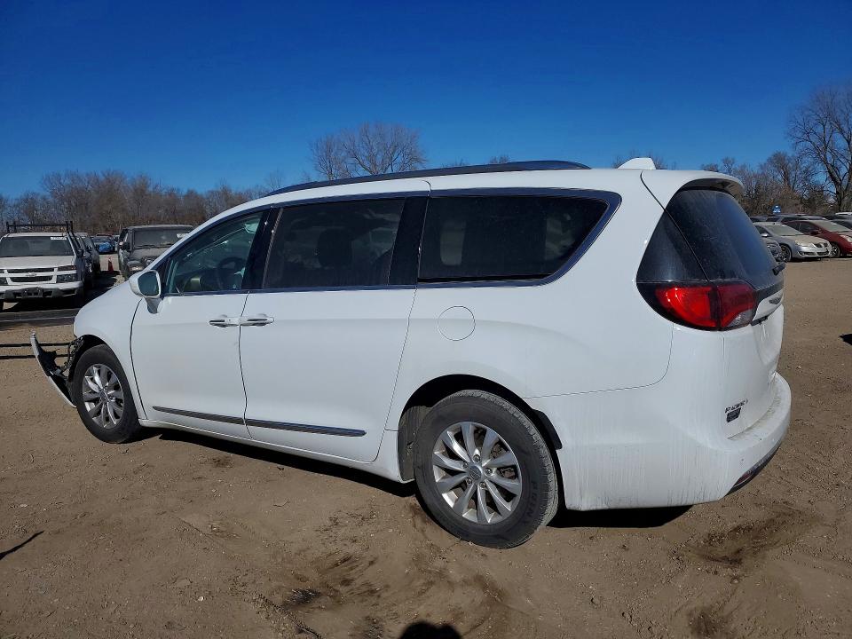 Продаж на аукціоні авто 2019 Chrysler Pacifica, vin: 2C4RC1BG4KR650196, номер лоту: 77810615