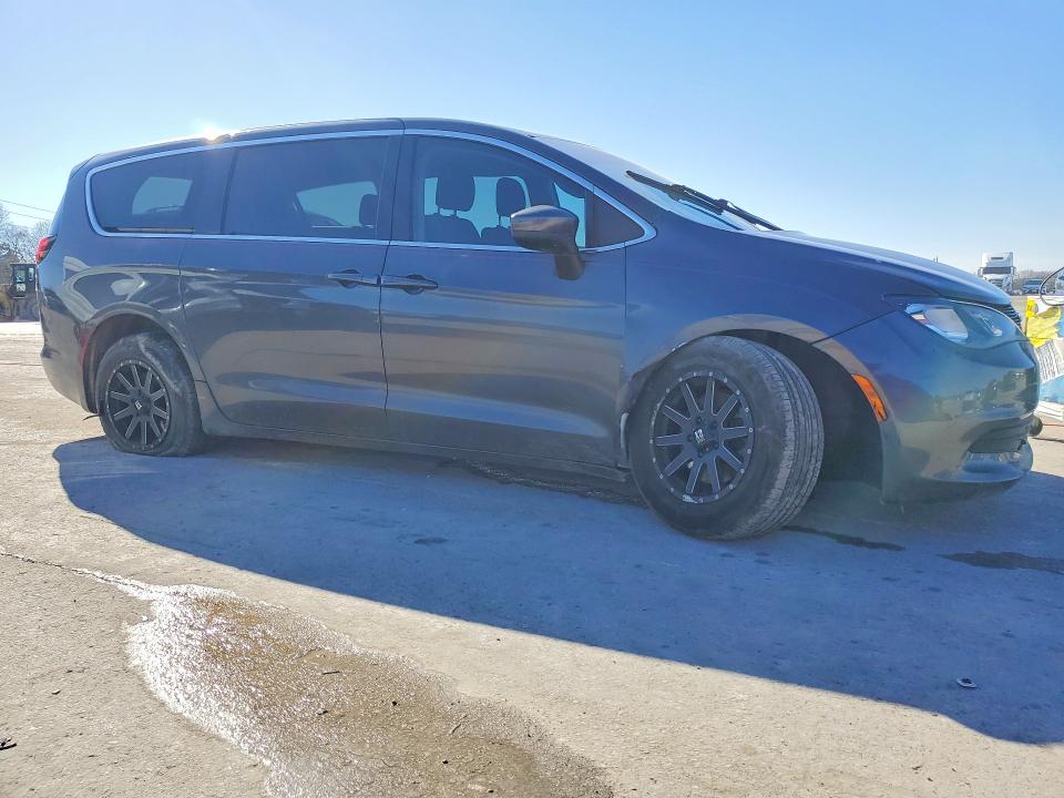 77429775 :رقم المزاد ، 2C4RC1CG3JR101280 vin ، 2018 Chrysler Pacifica مزاد بيع
