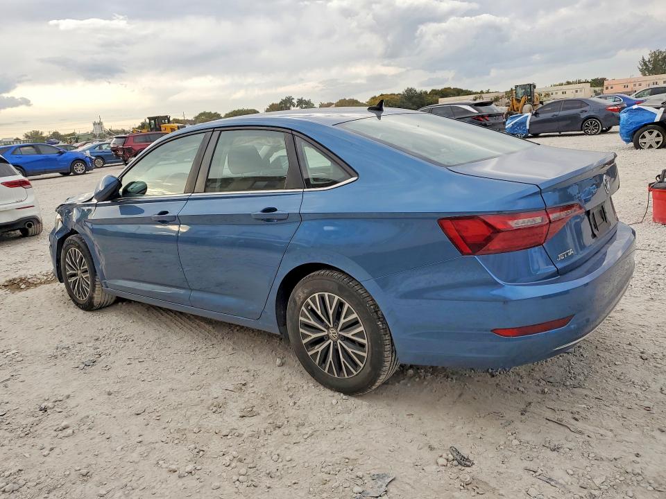 2021 Volkswagen Jetta მანქანა იყიდება აუქციონზე, vin: 3VWC57BUXMM102087, აუქციონის ნომერი: 77299195