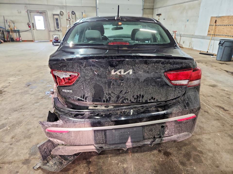 2022 Kia Rio მანქანა იყიდება აუქციონზე, vin: 3KPA24AD7NE431120, აუქციონის ნომერი: 78790915