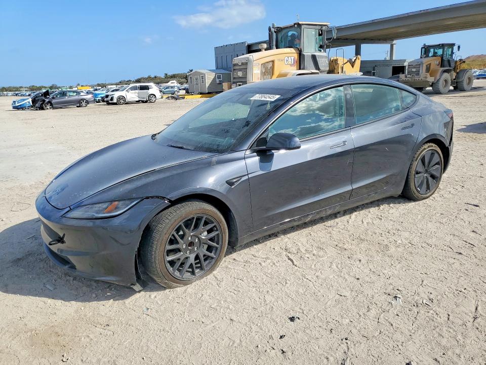 77884545 :رقم المزاد ، 5YJ3E1EA2RF724440 vin ، 2024 Tesla Model 3 مزاد بيع