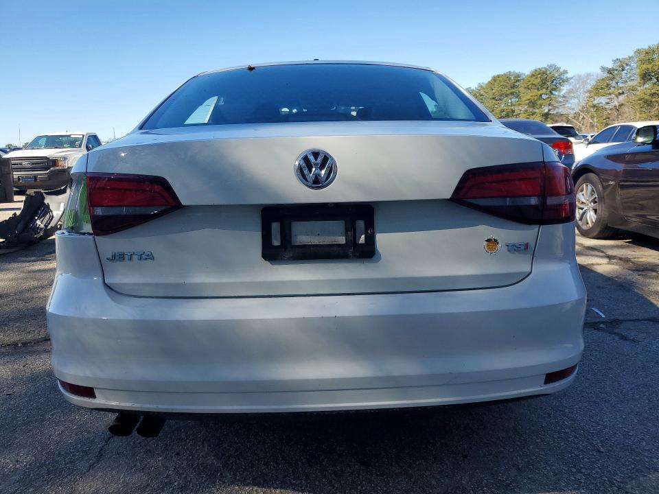 2018 Volkswagen Jetta მანქანა იყიდება აუქციონზე, vin: 3VW2B7AJ7JM230892, აუქციონის ნომერი: 77150225
