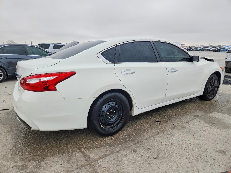 Продажа на аукционе авто 2016 Nissan Altima, vin: 1N4AL3AP9GC224679, номер лота: 79067775