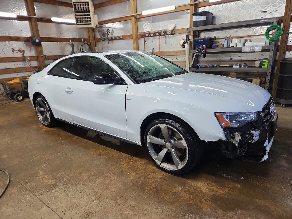 78608575 :رقم المزاد ، WAUMFAFR7FA025716 vin ، 2015 Audi A5 مزاد بيع