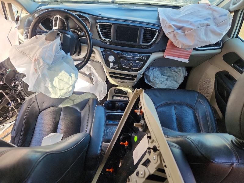 77113685 :رقم المزاد ، 2C4RC1BG5LR120370 vin ، 2020 Chrysler Pacifica مزاد بيع
