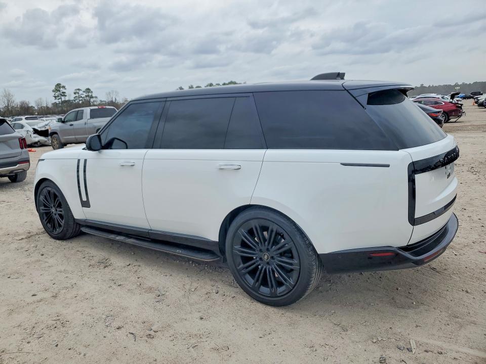 77135645 :رقم المزاد ، SALKPBE7XPA025006 vin ، 2023 Land Rover Range Rove مزاد بيع