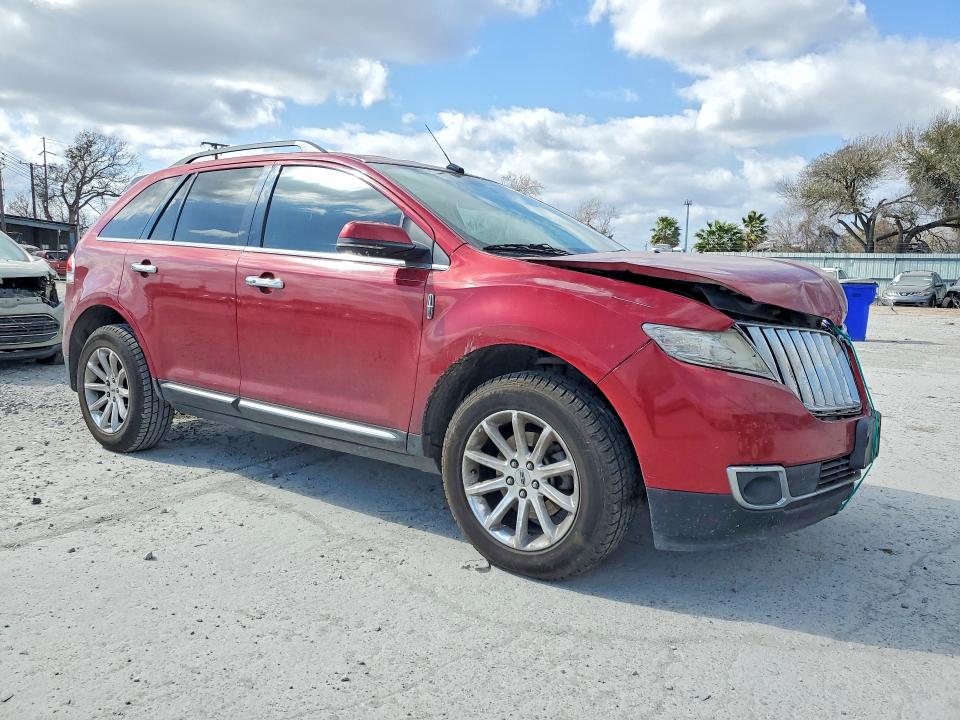 75555505 :رقم المزاد ، 2LMDJ6JK1DBL31000 vin ، 2013 Lincoln Mkx مزاد بيع
