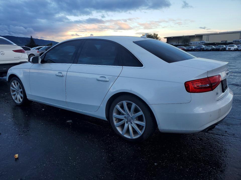 2013 Audi A4 მანქანა იყიდება აუქციონზე, vin: WAUFFAFL3DN028980, აუქციონის ნომერი: 74138595