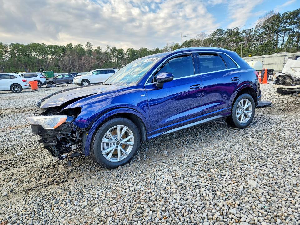2021 Audi Q3 მანქანა იყიდება აუქციონზე, vin: WA1DECF38M1100587, აუქციონის ნომერი: 78486495