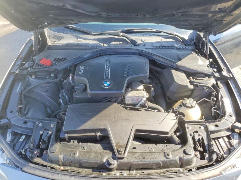 2015 Bmw 328 მანქანა იყიდება აუქციონზე, vin: WBA3B3G50FNR85967, აუქციონის ნომერი: 79206765
