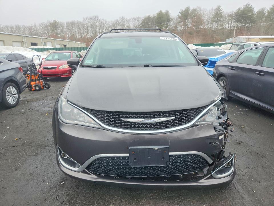 Продажа на аукционе авто 2017 Chrysler Pacifica, vin: 2C4RC1BG4HR745463, номер лота: 77733525