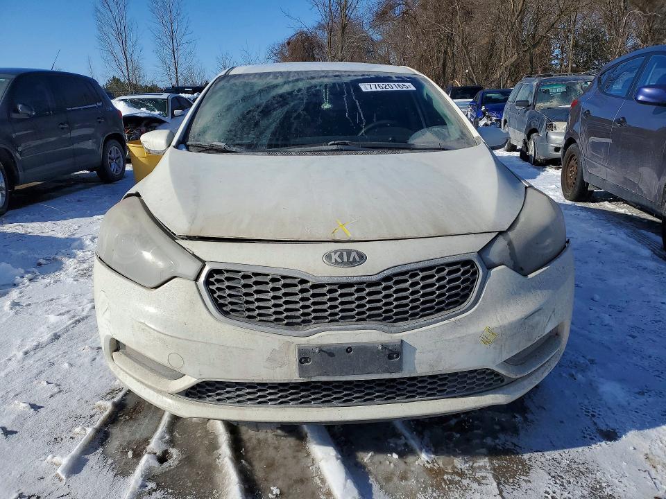 2014 Kia Forte მანქანა იყიდება აუქციონზე, vin: KNAFK4A64E5216570, აუქციონის ნომერი: 77620165