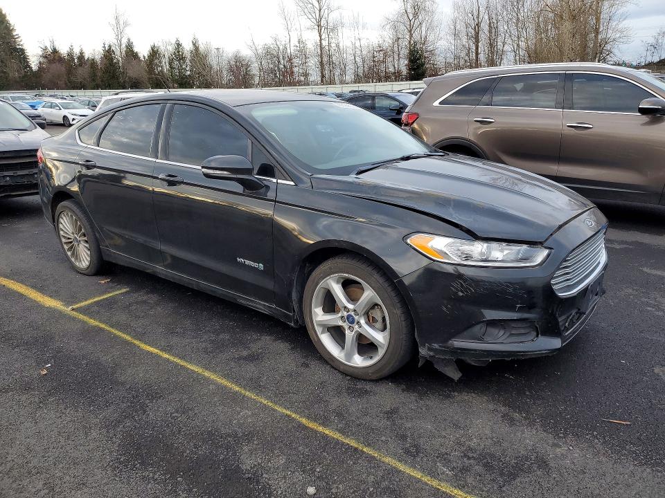 59354086 :رقم المزاد ، 3FA6P0LU7ER268321 vin ، 2014 Ford Fusion مزاد بيع