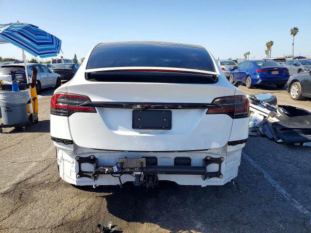 74442945 :رقم المزاد ، 7SAXCBE59SF468418 vin ، 2025 Tesla Model X مزاد بيع