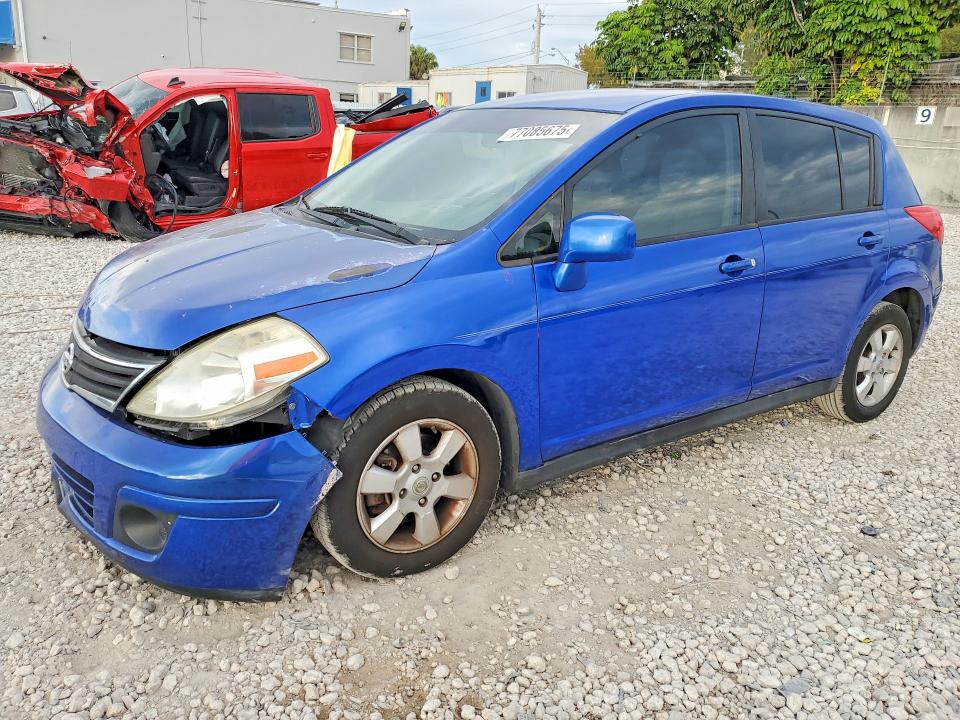 2012 Nissan Versa მანქანა იყიდება აუქციონზე, vin: 3N1BC1CPXCK244883, აუქციონის ნომერი: 77085675