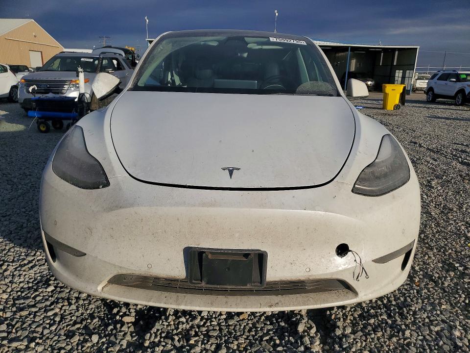 2022 Tesla Model Y მანქანა იყიდება აუქციონზე, vin: 7SAYGDEE5NA017671, აუქციონის ნომერი: 75992735