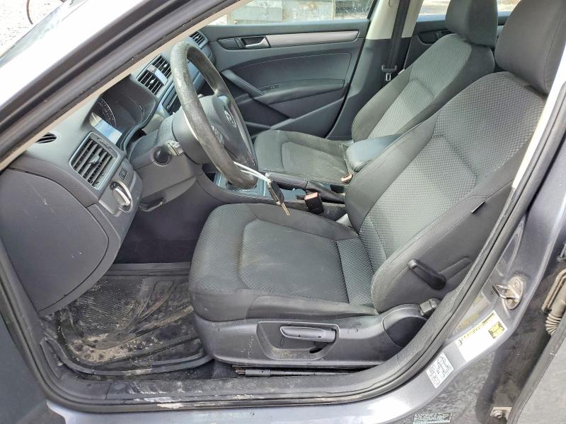 2013 Volkswagen Passat მანქანა იყიდება აუქციონზე, vin: 1VWAH7A32DC015986, აუქციონის ნომერი: 79218225