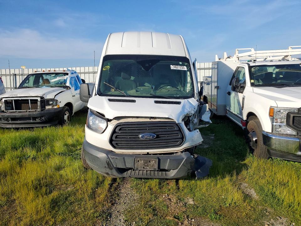 74631255 :رقم المزاد ، 1FDYR2XGXKKA92521 vin ، 2019 Ford Transit مزاد بيع