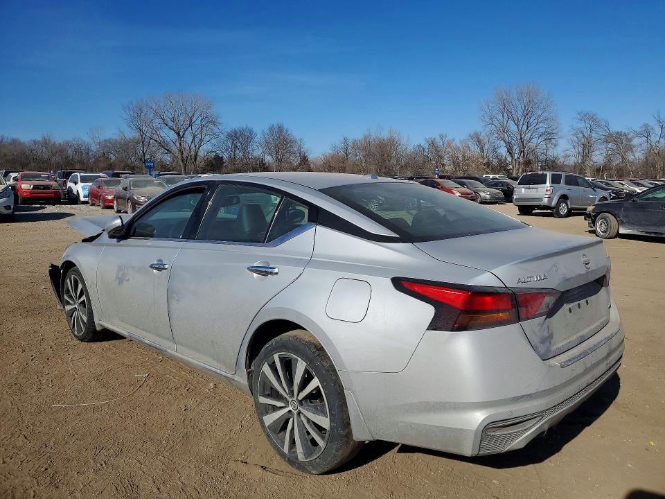 Продажа на аукционе авто 2021 Nissan Altima, vin: 1N4BL4FW2MN312404, номер лота: 76223825