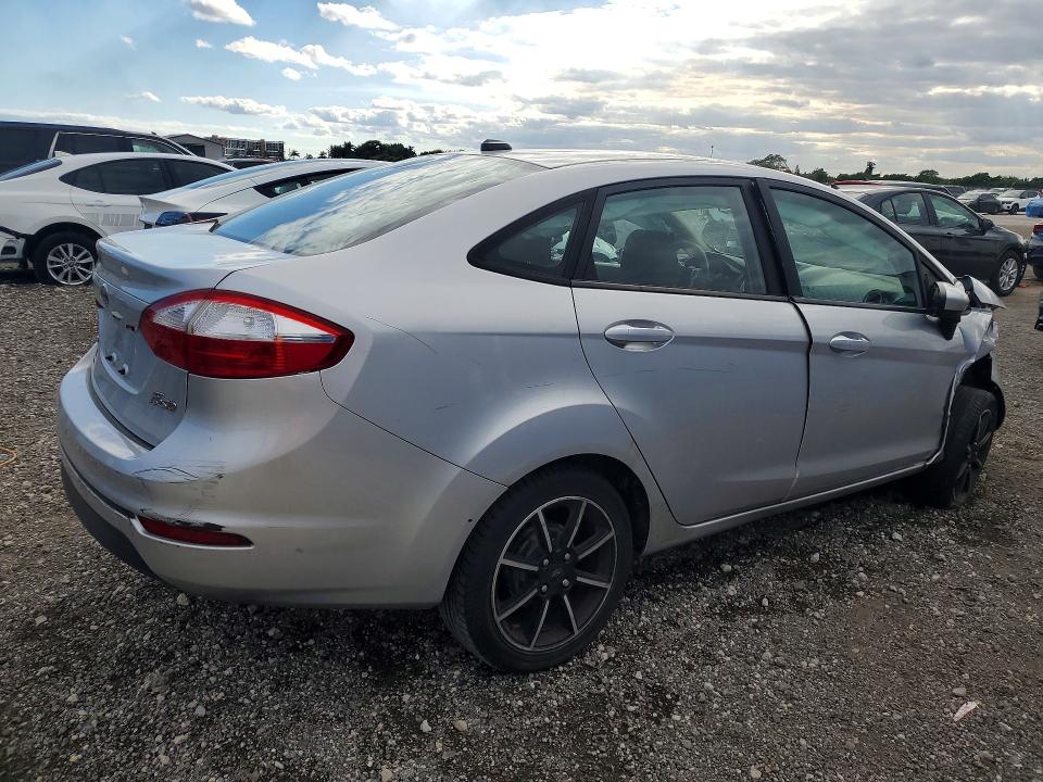 74848065 :رقم المزاد ، 3FADP4BJ6HM137081 vin ، 2017 Ford Fiesta مزاد بيع