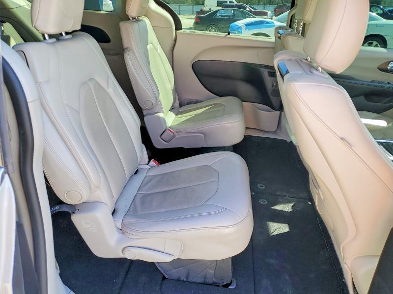 Продаж на аукціоні авто 2019 Chrysler Pacifica, vin: 2C4RC1EG3KR615774, номер лоту: 76462705