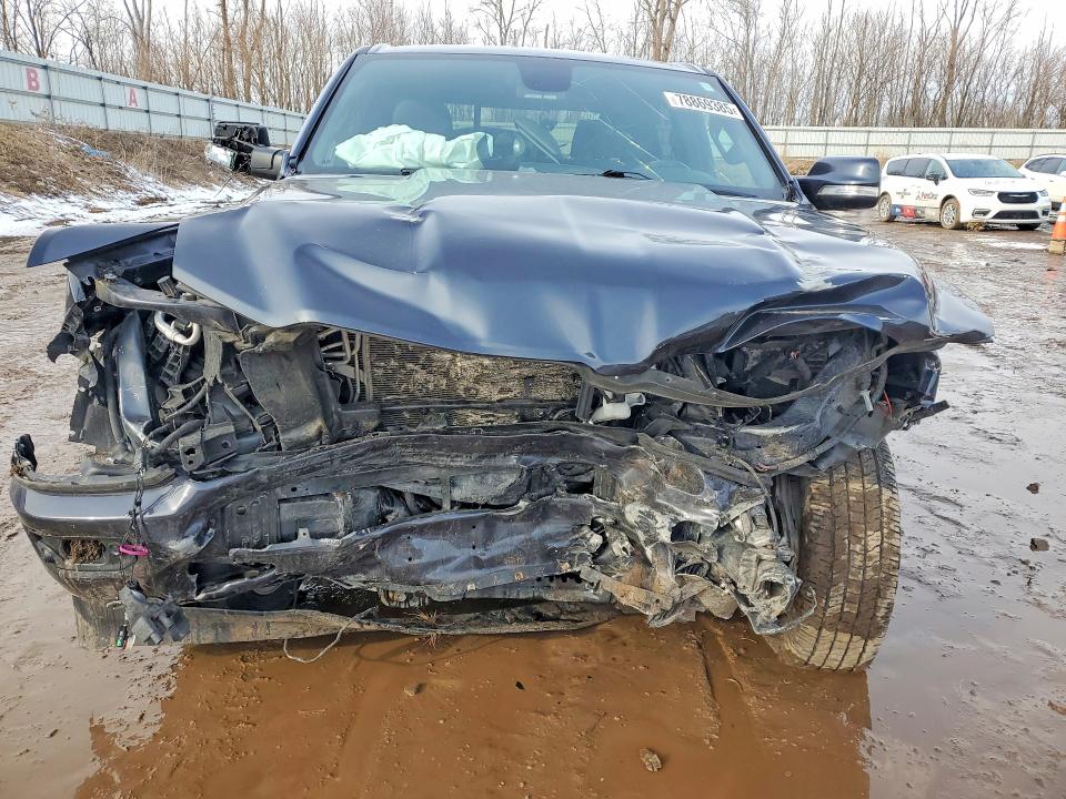 78869385 :رقم المزاد ، 1C6SRFFT6KN712142 vin ، 2019 Ram 1500 مزاد بيع