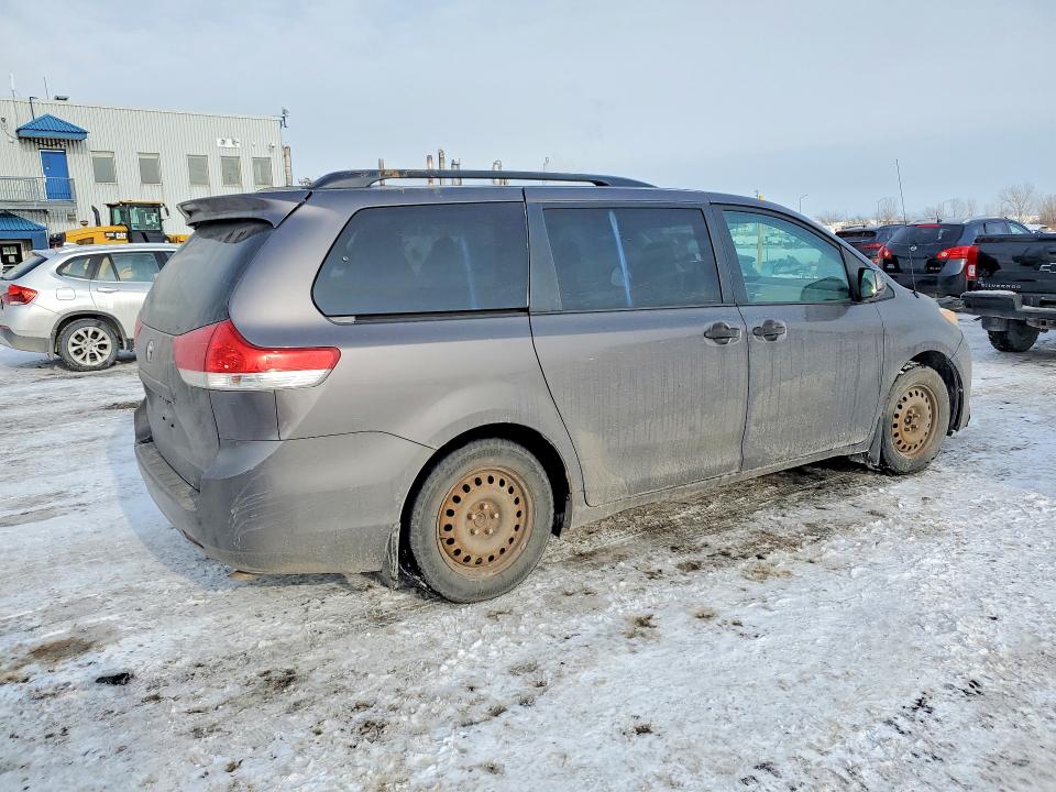 Продаж на аукціоні авто 2013 Toyota Sienna, vin: 5TDZK3DC6DS390838, номер лоту: 77125025