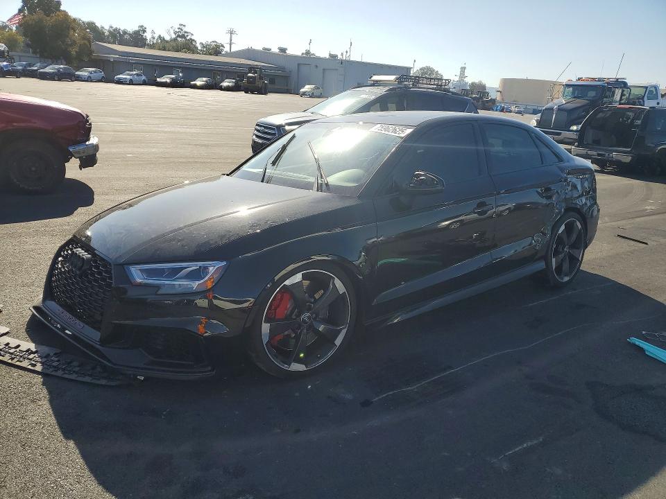 75962625 :رقم المزاد ، WUABWGFF4KA900248 vin ، 2019 Audi Rs3 مزاد بيع