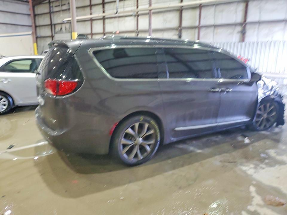 Продажа на аукционе авто 2017 Chrysler Pacifica, vin: 2C4RC1GG6HR669995, номер лота: 75080345