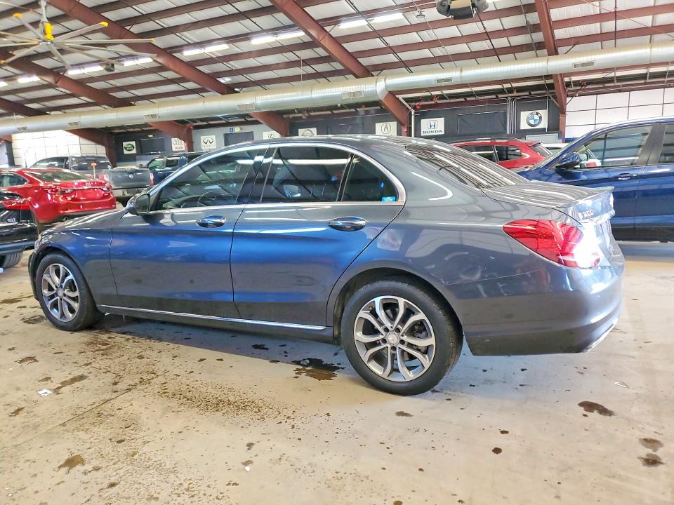 Продажа на аукционе авто 2016 Mercedes-benz C, vin: 55SWF4KB3GU151794, номер лота: 77022125