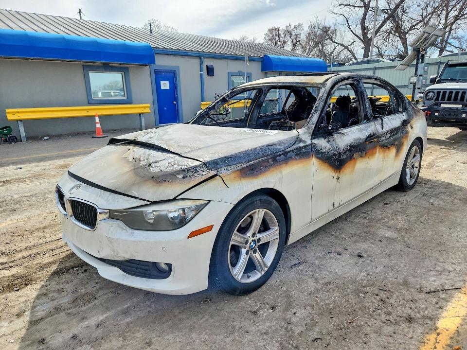 78898065 :رقم المزاد ، WBA3D3C56FK157519 vin ، 2015 Bmw 328 مزاد بيع