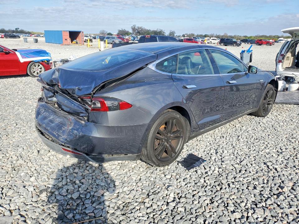 Aukcja sprzedaży 2015 Tesla Model S, vin: 5YJSA1S11FF081165, numer aukcji: 79012775
